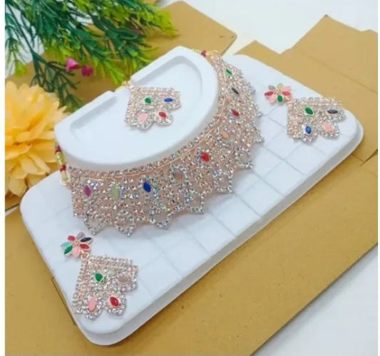 Floral fusion necklace and earring set