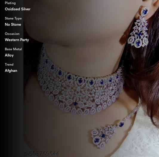 Floral fusion limitededition royal necklace